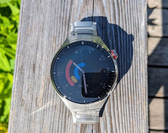 Огляд розумного годинника Huawei Watch 4 Pro